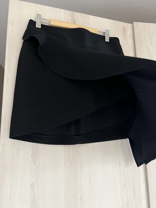 Черна къса пола Zara