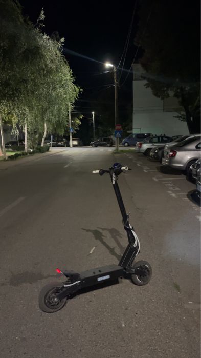 trotinetă electrică kukirin g2