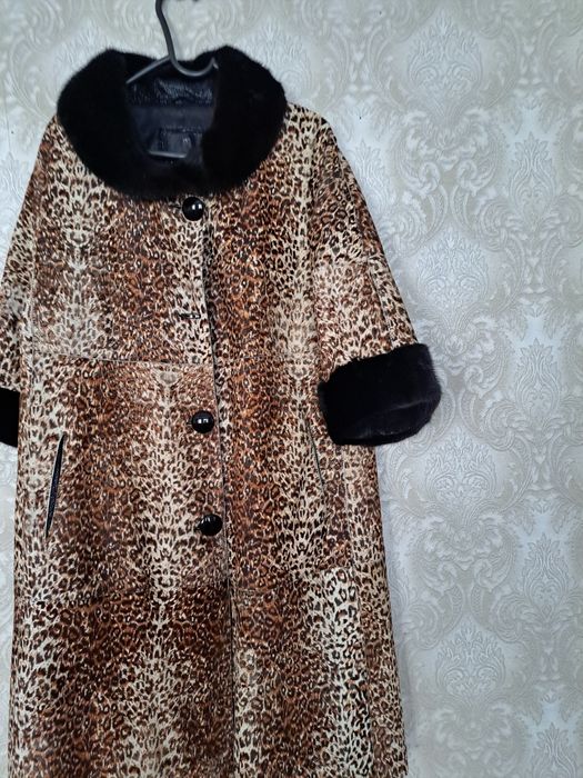 Продается шубка леопардовая