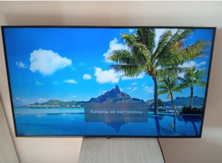 LG 50UQ80006LB сотилади