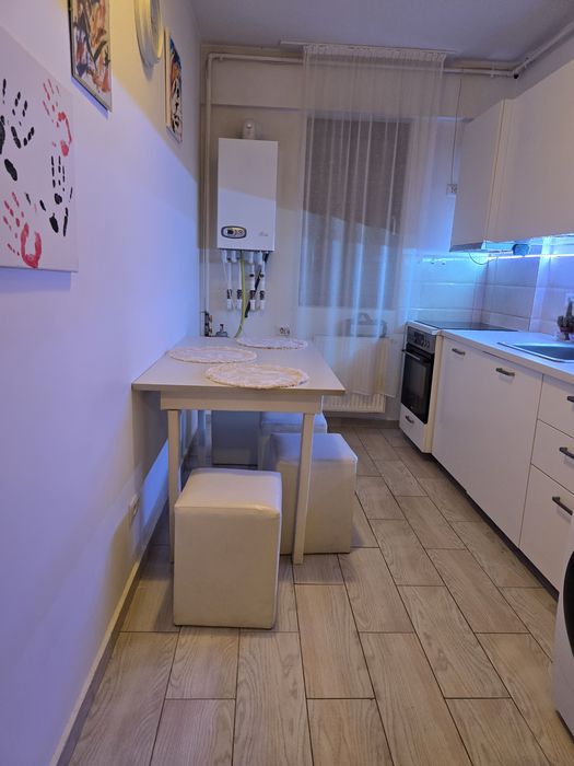 Bucătărie Ikea modulară 8 corpuri, plita si cuptor, hotă