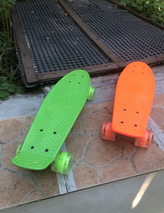 Pennyboard copii, cu led-uri in roti