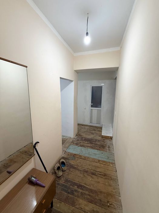 Срочно продаеться 2-комнатная квартира в городе Чирчике 4микрарайоне