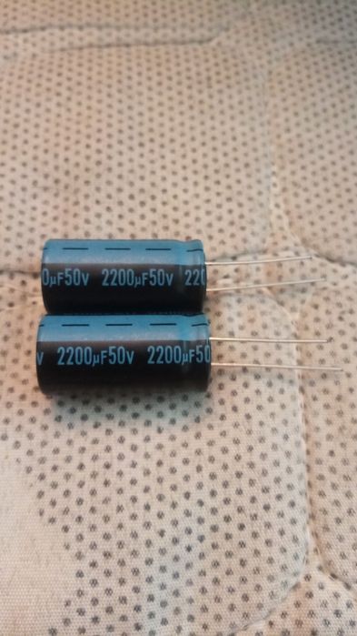 Продам радиодетали  транзисторы конденсаторы