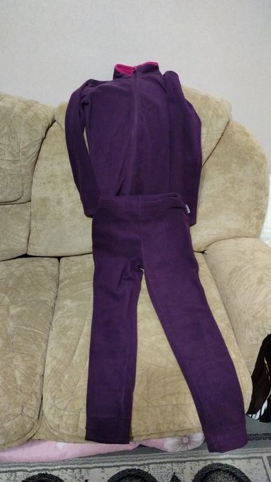 Продам костюм и кофту
