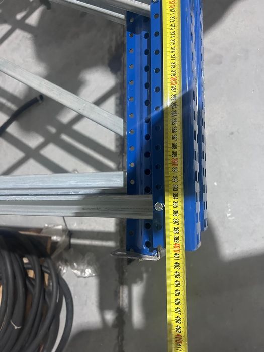 стелажи за склад