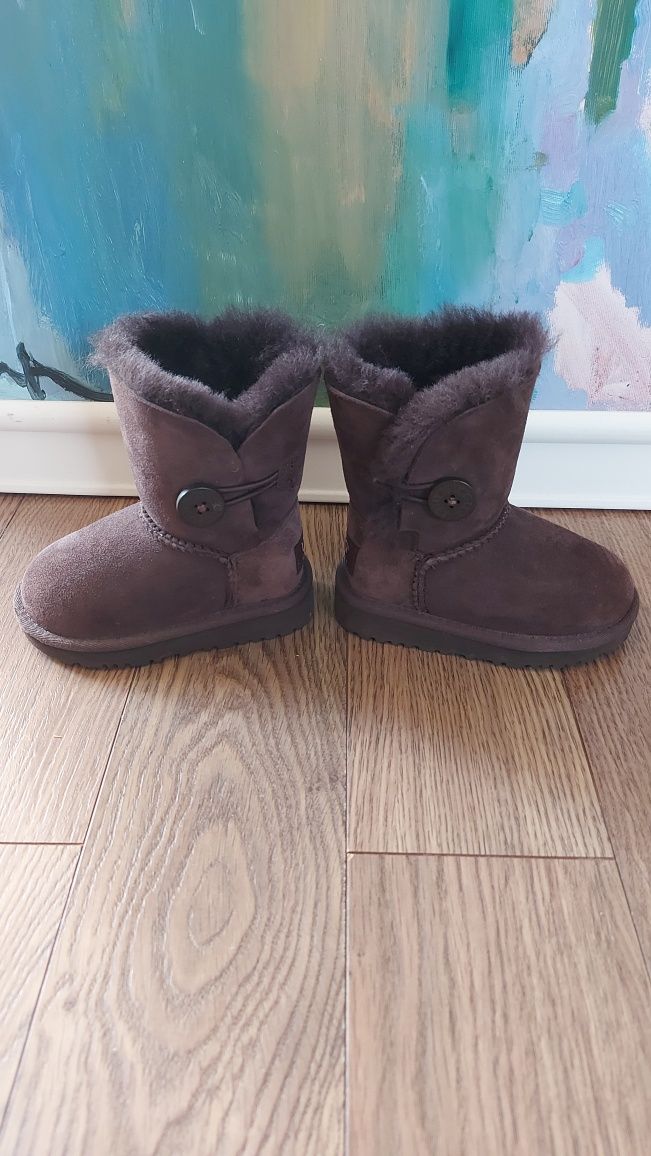 Детски велурени боти UGG