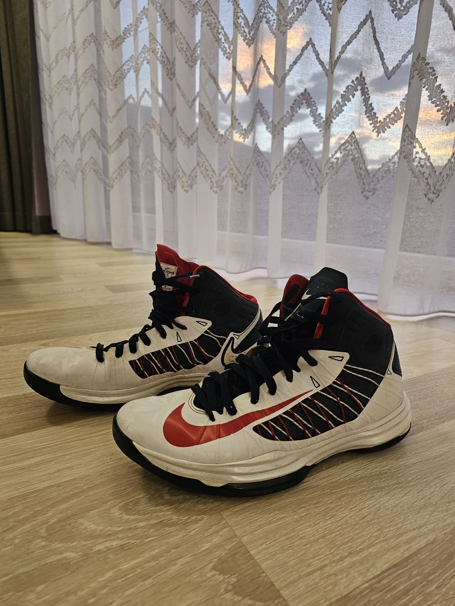Баскетболни обувки Nike Hyperdunk 45 с чип