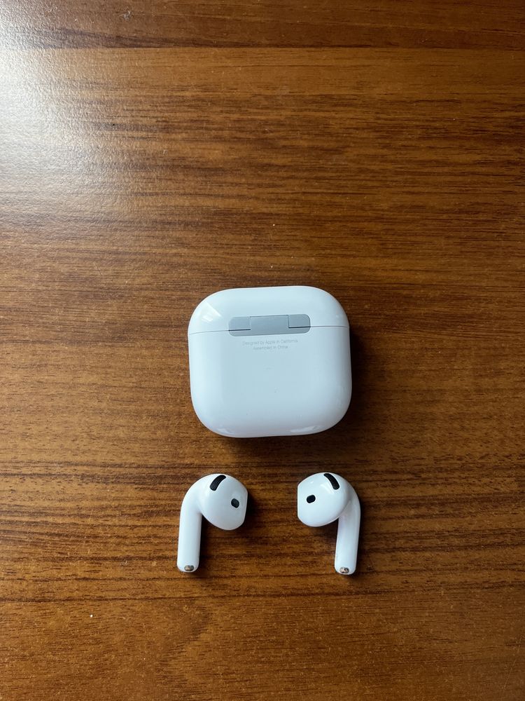 AirPods 4 ANC (2024)