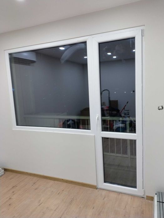 Продавам PVC вратопрозорци - 2 броя