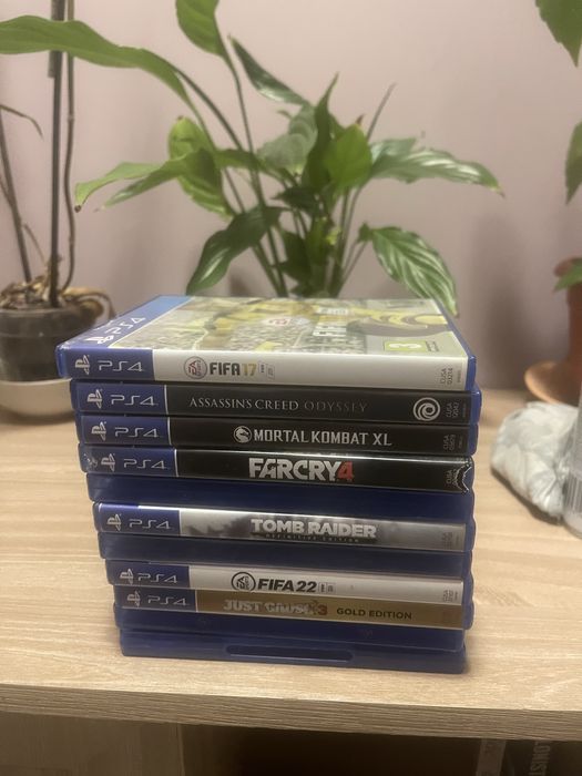 Playstation 4 plus volan trustmaster