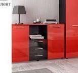 Черно червен скрин гланц