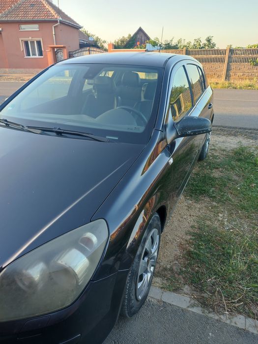 Vând Opel Astra H