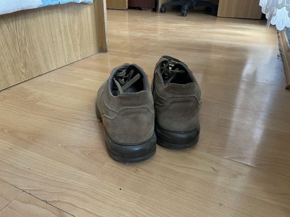 Pantofi piele întoarsă mărimea 42