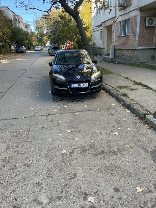 Dezmembrez lguna 3 1.5 dci 2011