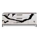 Mobilier pictat manual – Operă unică semnată de artista Alina Amon