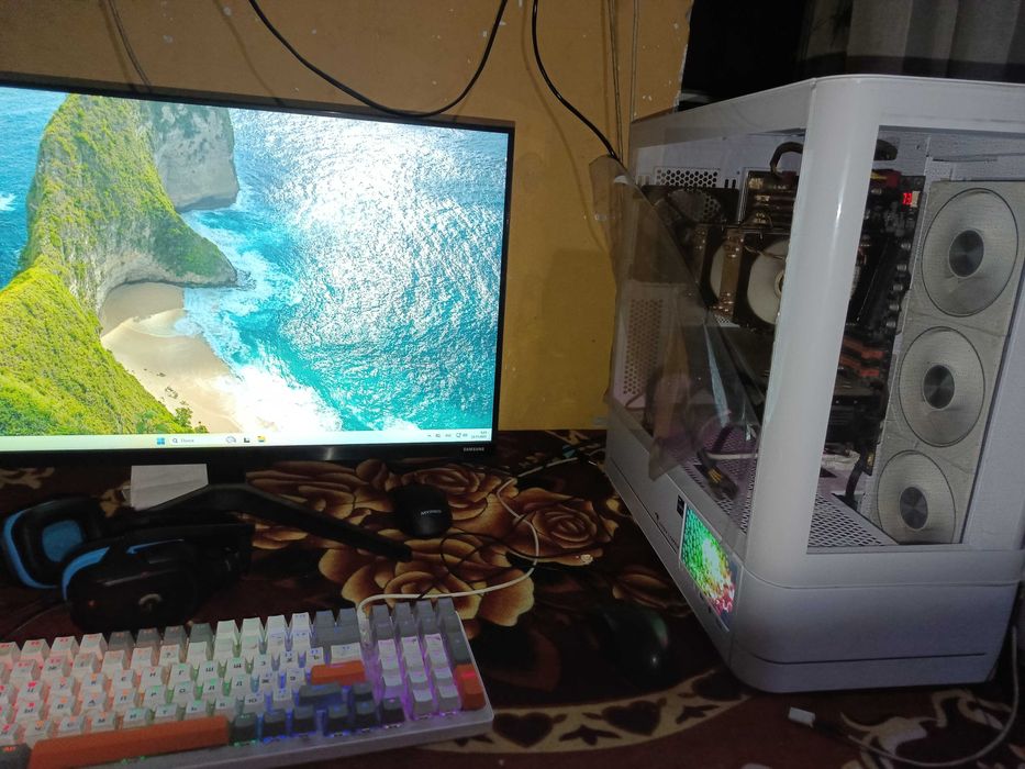 Компьютер сотилади