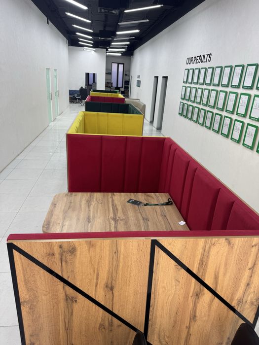 Диван для co-working