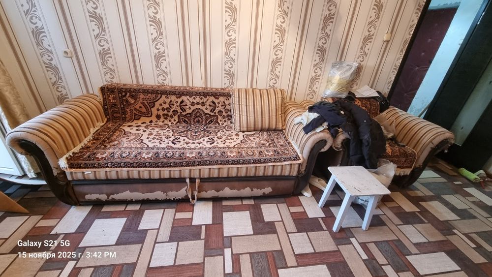 Диван. Бесплатно,  самовывоз.