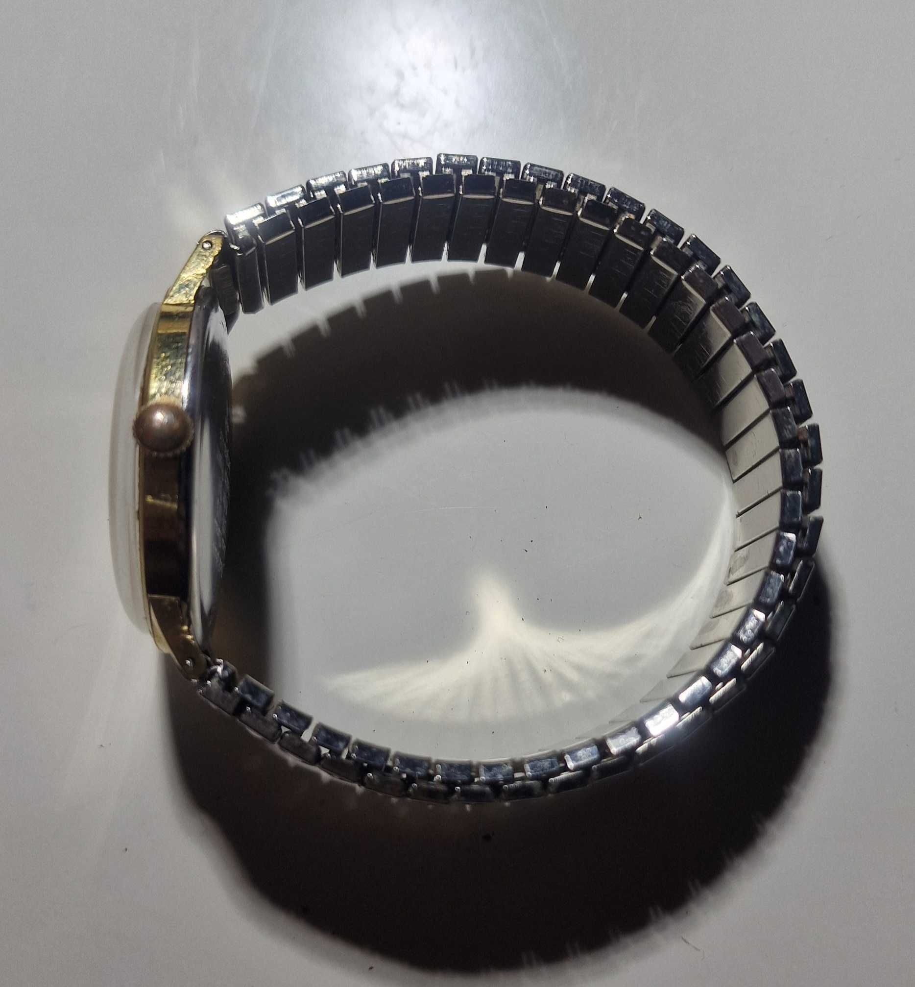 ceas german de epocă Junghans anii 60