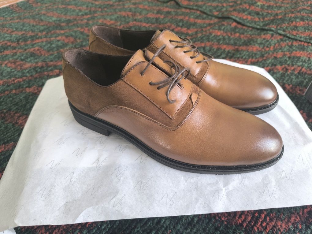 Продаю мужской обувь натуральная кожа 45 размера