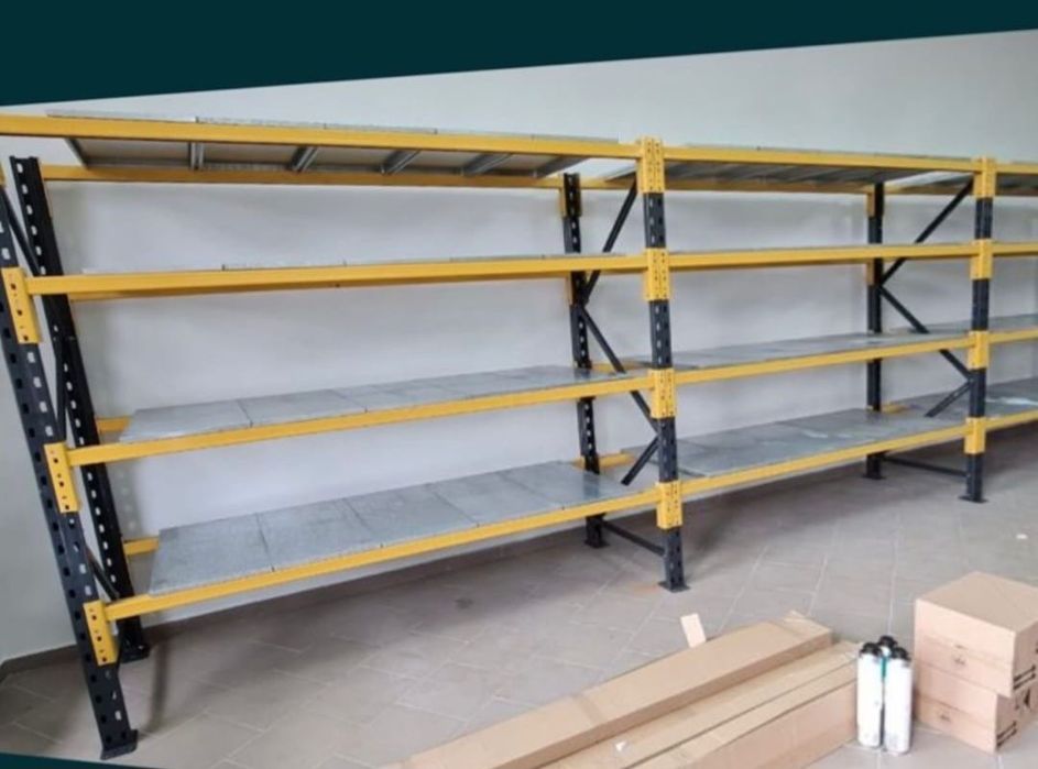 Rafturi metalice profesionale pentru depozitare marfa 737x0287