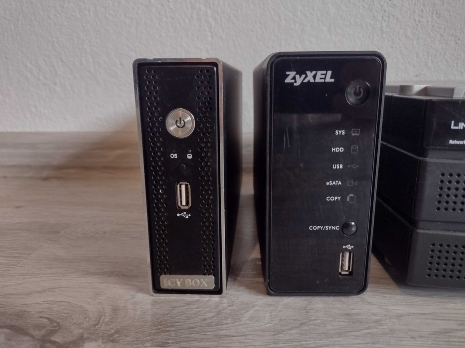 Лот NAS сървъри D-link NetGear и други
