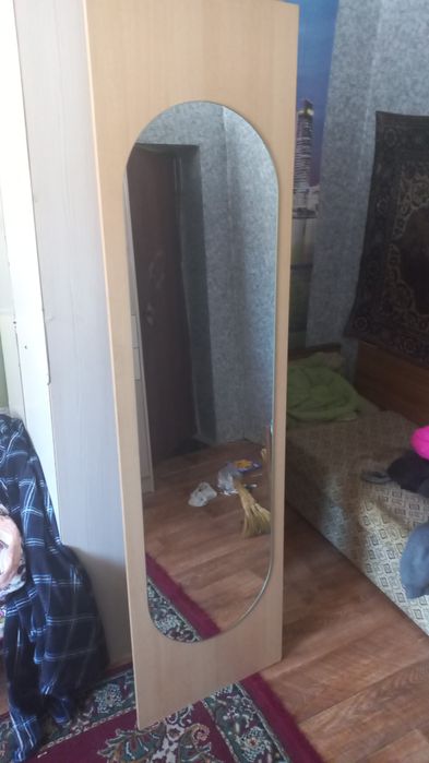 Продам зеркало  срочно