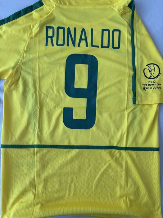 Brazil 2002 Home Kit (M) / RONALDO 9