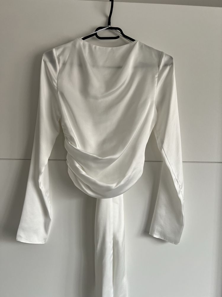 Bluza eleganta Zara satin alb cu spatele gol XS