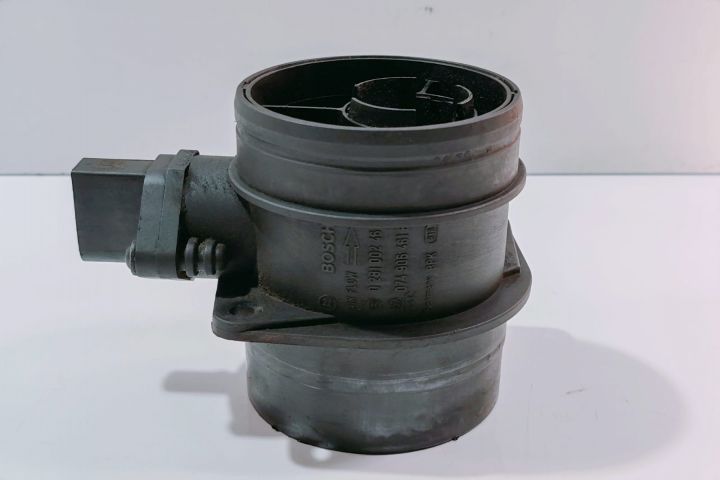 Debitmetru Aer  074906461B Volkswagen VW Passat B6 seria