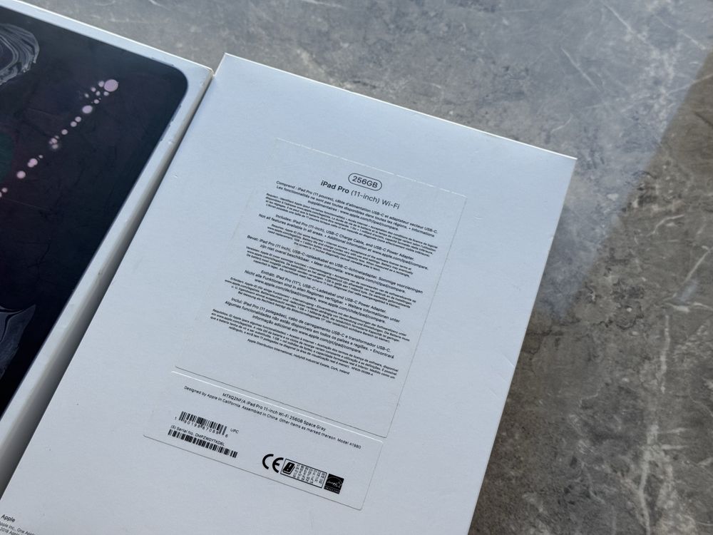 iPad Pro 11" 1st Gen 256GB WiFi като НОВ!