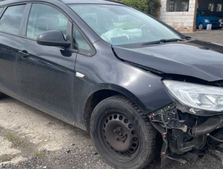 Opel Astra J 1.4 turbo