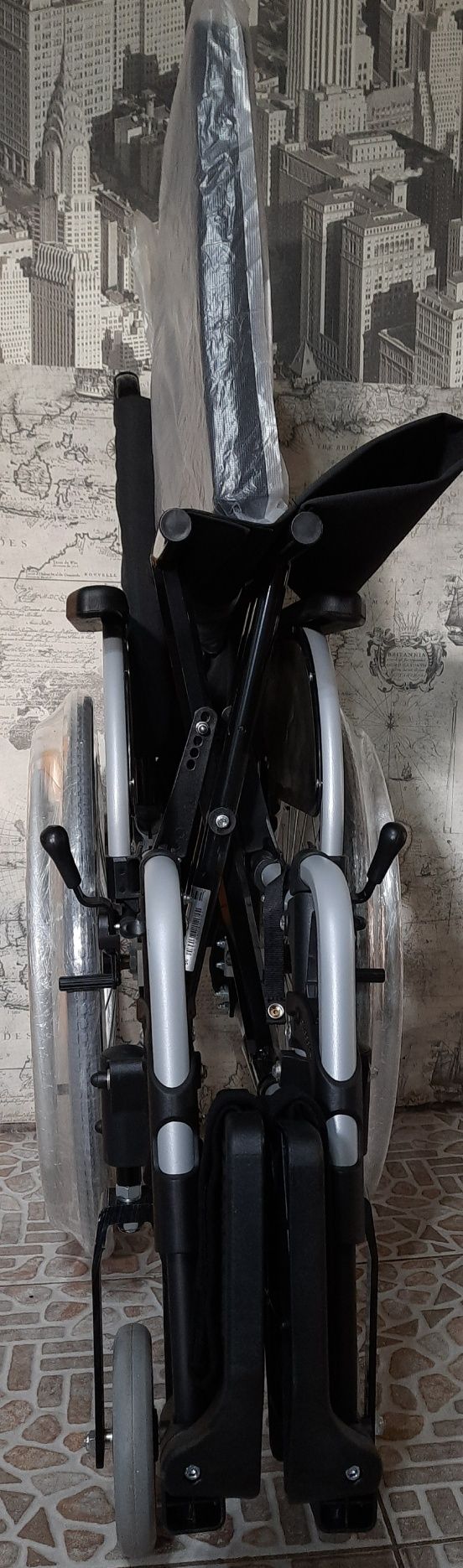 Брендовая кресло коляска по возрасту из Германии фирма Meyra Ortopedia