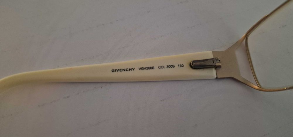Дамска рамка за диоптрични очила GIVENCHI