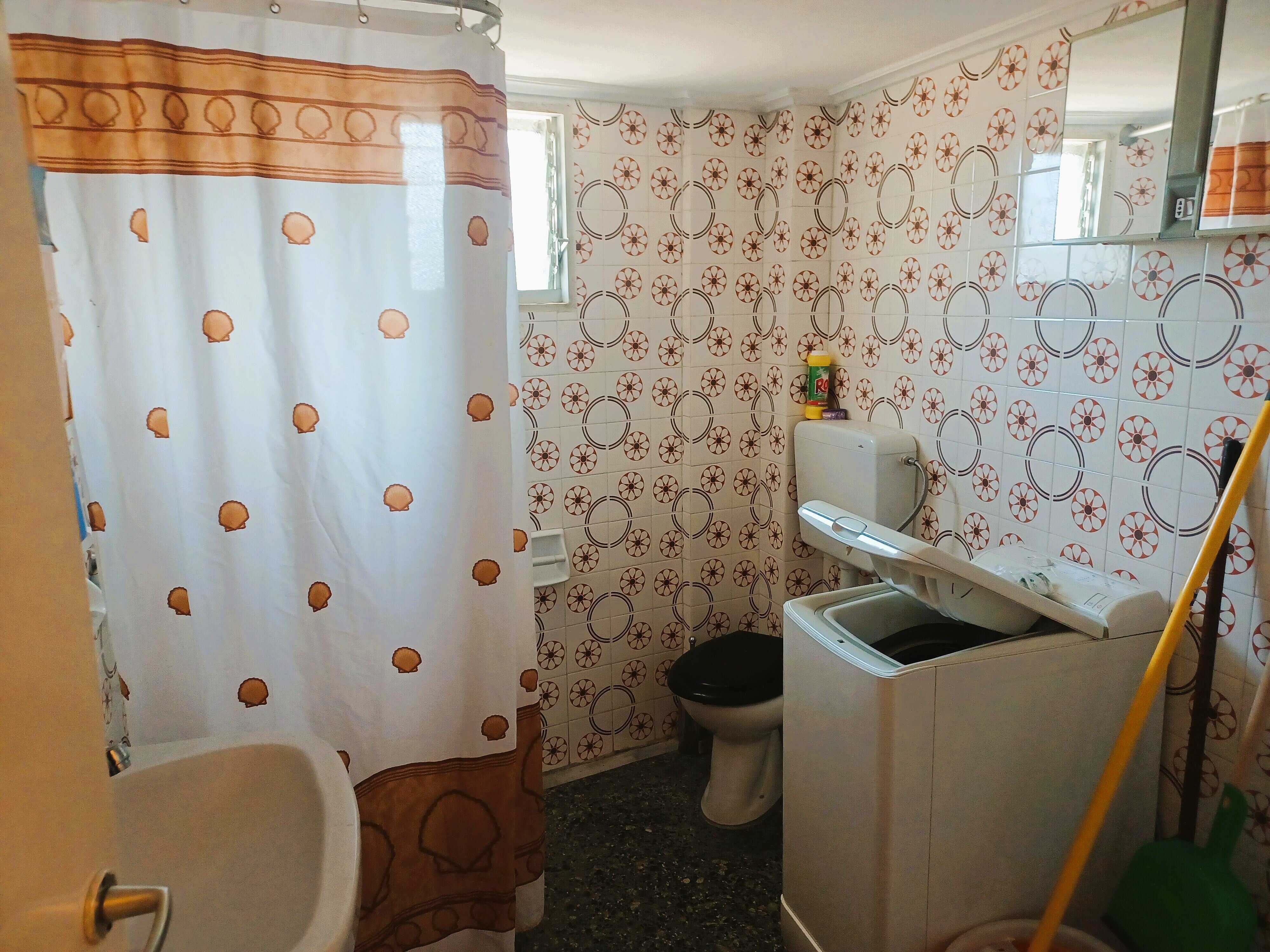 Продава прекрасен малък апартамент 40 м2 в Аспровалта, Гърция