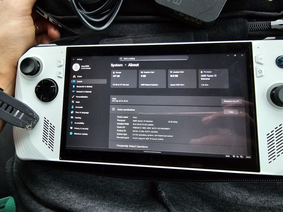 Consolă portabilă ASUS ROG Ally – stare foarte bună + încărcător origi