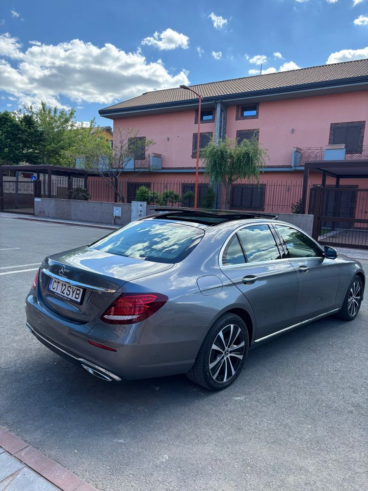 Mercedes benz E class 300 DE