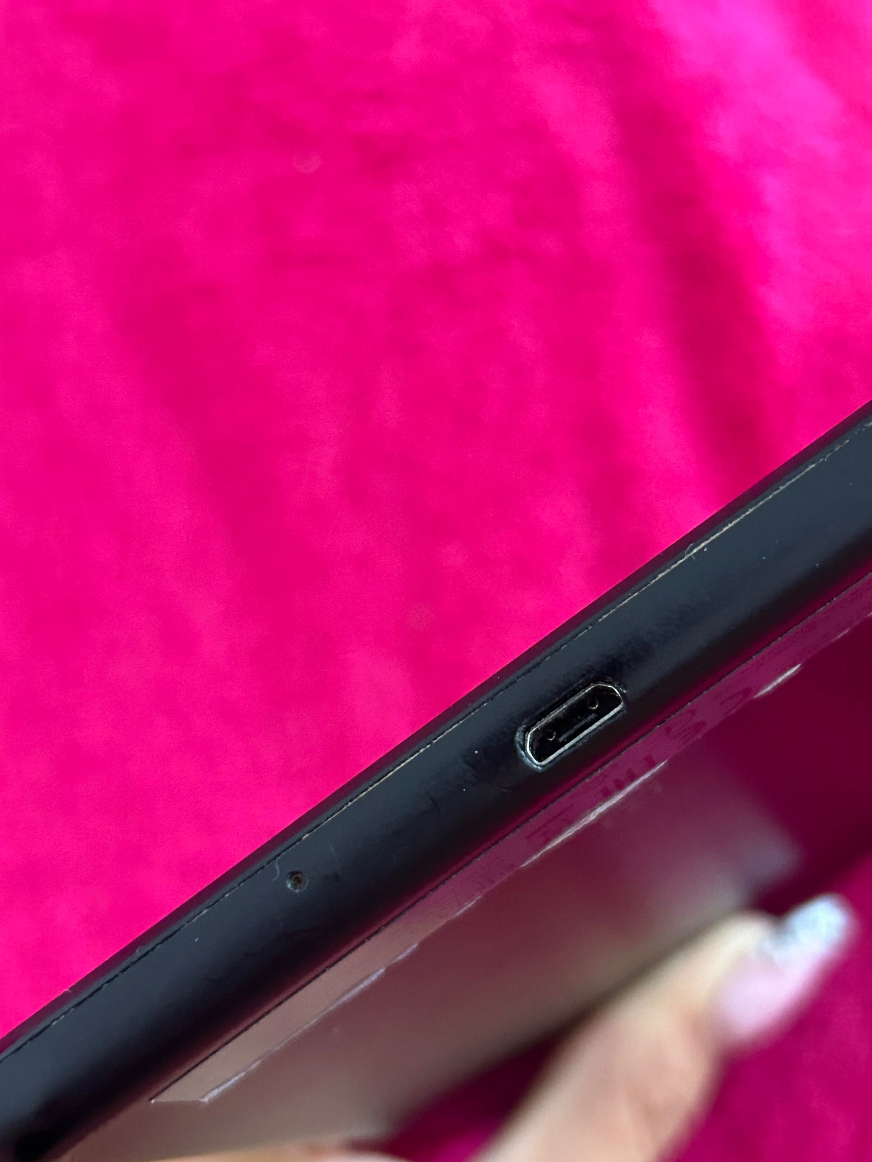 Таблет Lenovo Tab 7 Essential (модел TB-7305F)