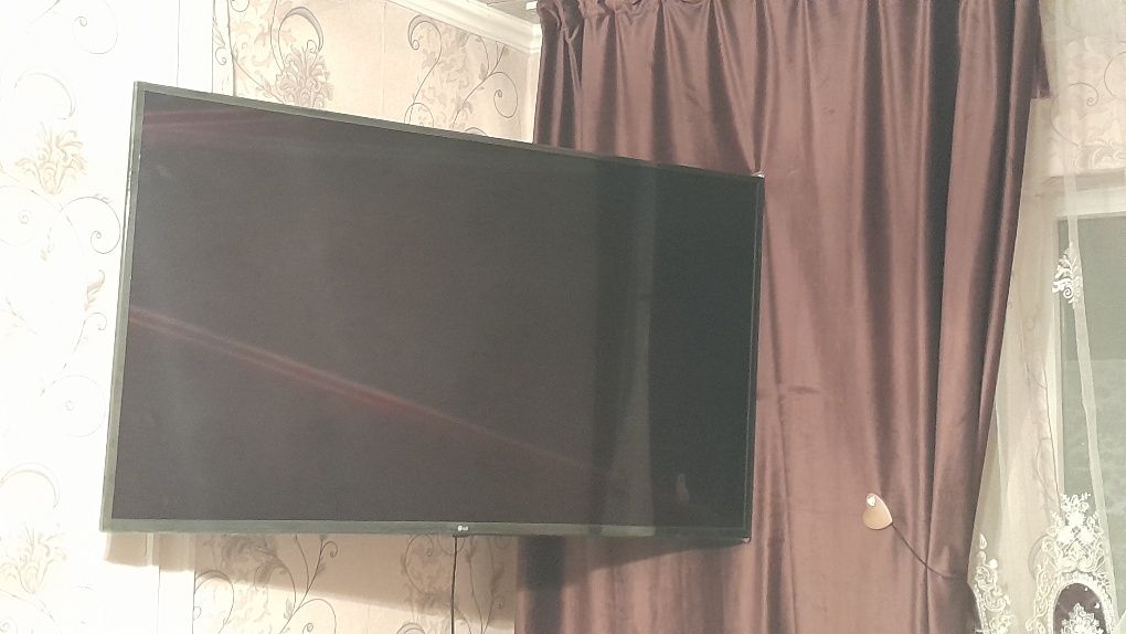 Телевизор LG 2022