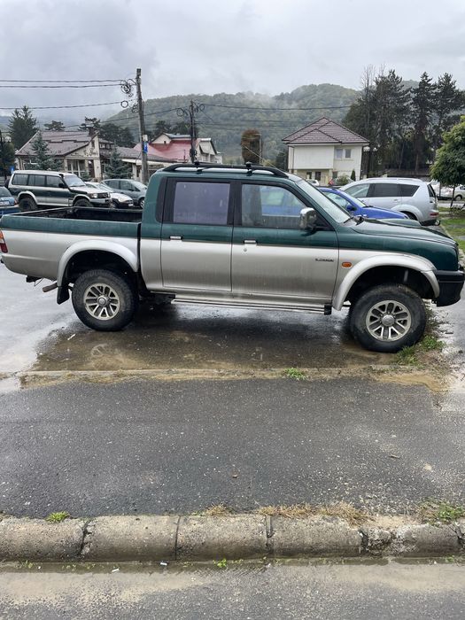 Mitubishi l200 .
