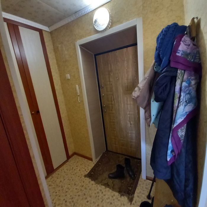 Продам 1.5 на микраже