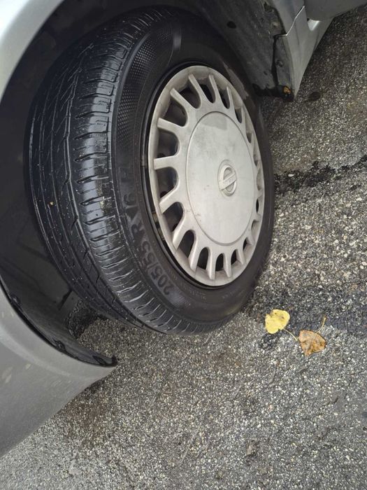 Nissan primera 2005г.