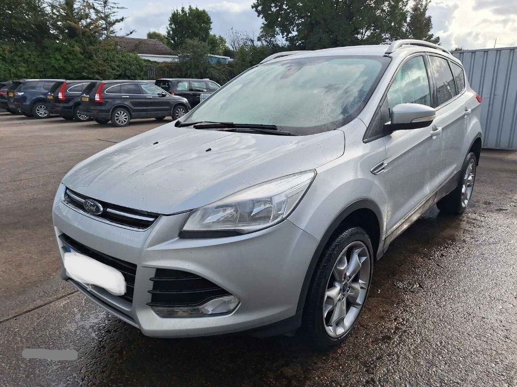 Trager Ford Kuga 2015 SUV 2.0 Duratorq 110kW