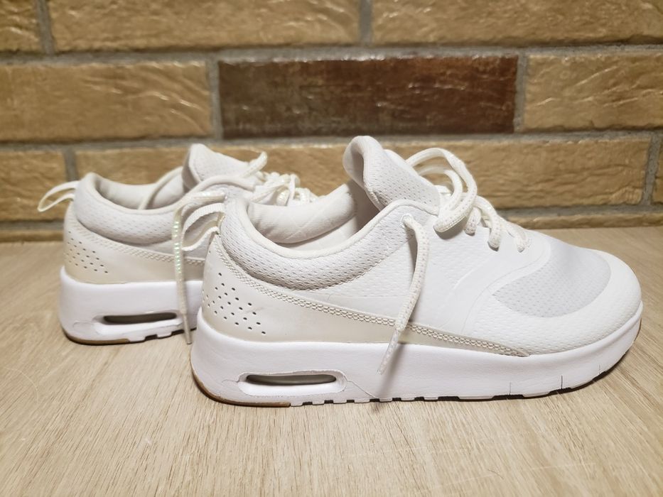 Vand asidasi damă Nike