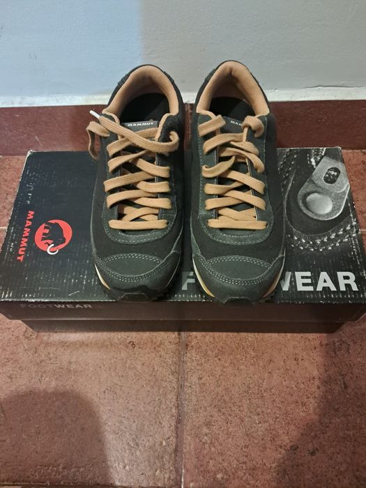 Adidasi Mammut dama Numar 38