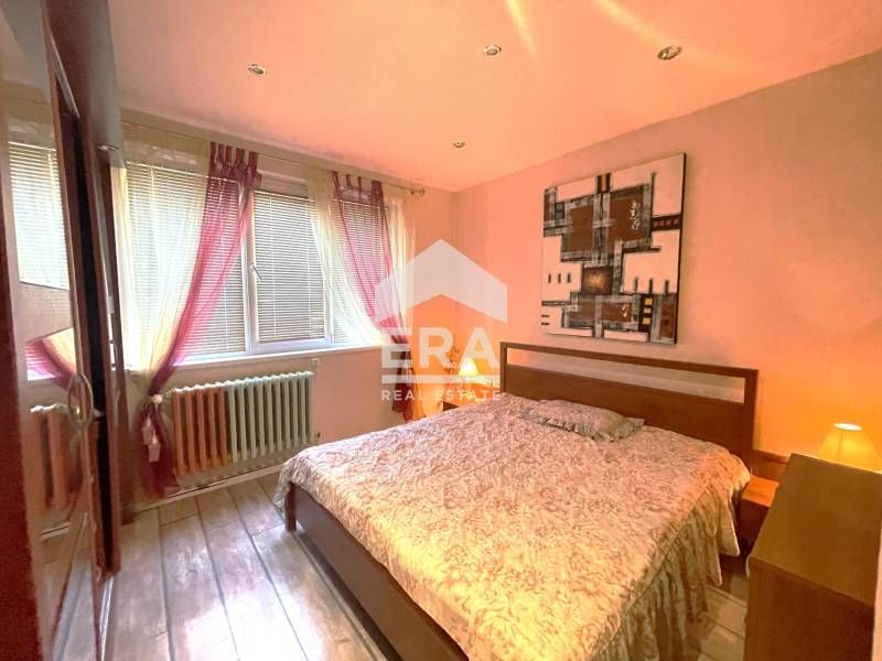 Продава се Тристаен апартамент в Варна, Левски - 90 кв.м за 1989 €/кв.м - Снимка #5