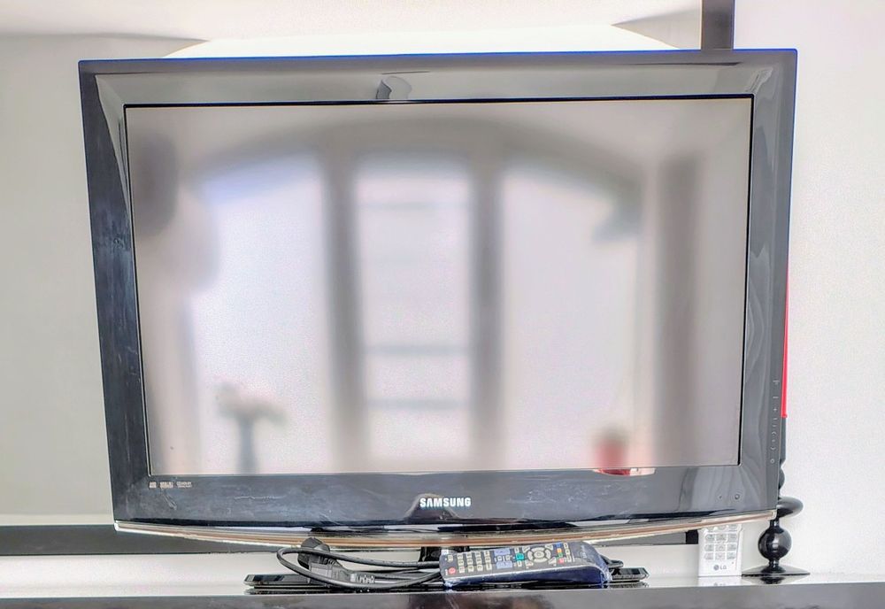 Телевизор Samsung