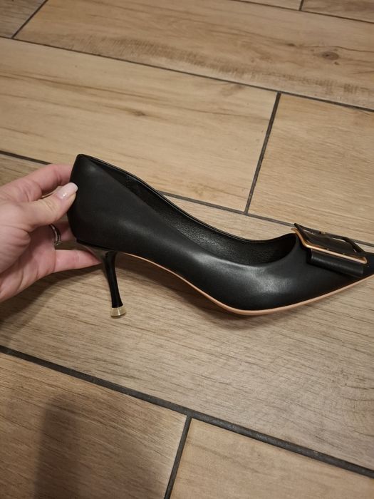 Pantofi C. Parvano din piele sintetica