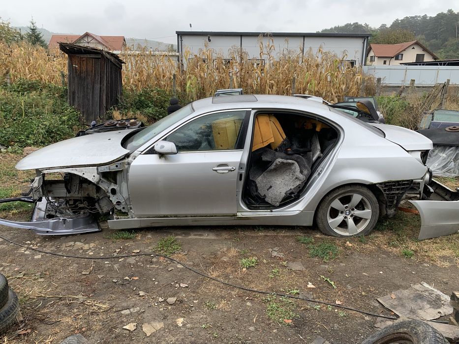 capota fata spate usa fata spate stanga dreapta BMW 5 E60 61 2004-2010